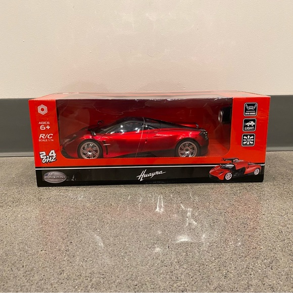 Braha‎ Pagani Huayra R/C Scale 1:14 Red & Black Car Remote Control NEW - Picture 1 of 13